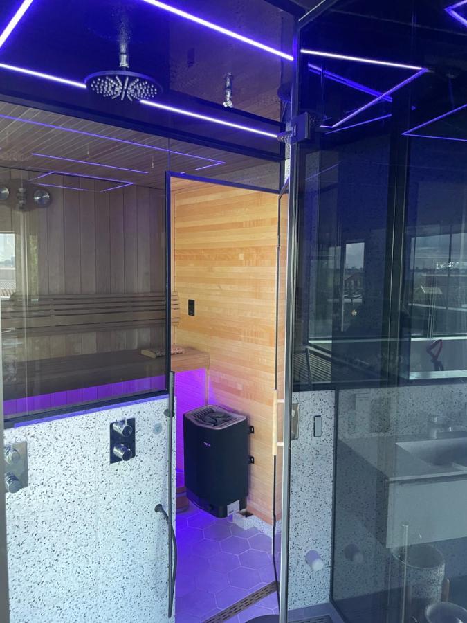 Above&beyond - Luxe Met Sauna En Stoomdouche Aparthotel Zaandam